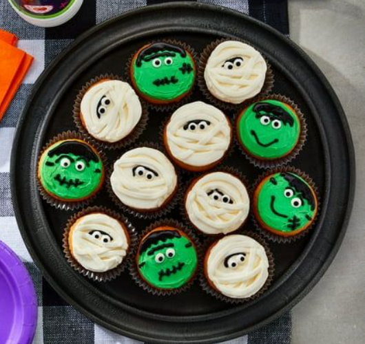 Stenciled Halloween Cupcakes